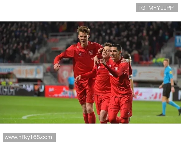 巴萨与阿贾克斯巅峰对决球迷期待经典之战再现辉煌